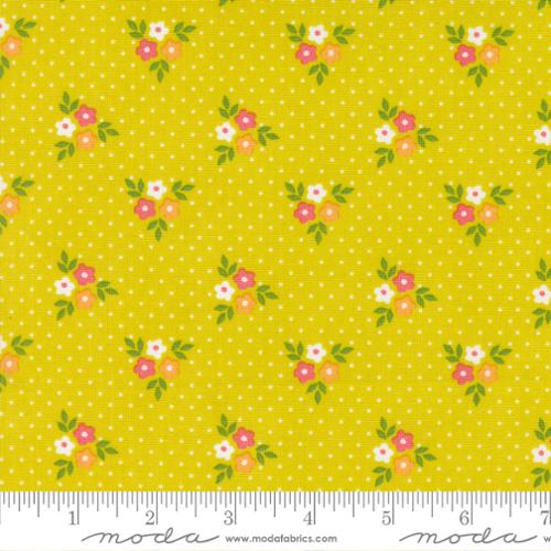 Strawberry Lemonade Lemonade by Sherri & Chelsi for Moda 37672-18